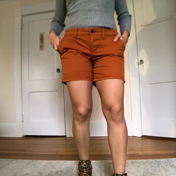 Old Navy Pants - Old Navy Mid-rise Shorts
